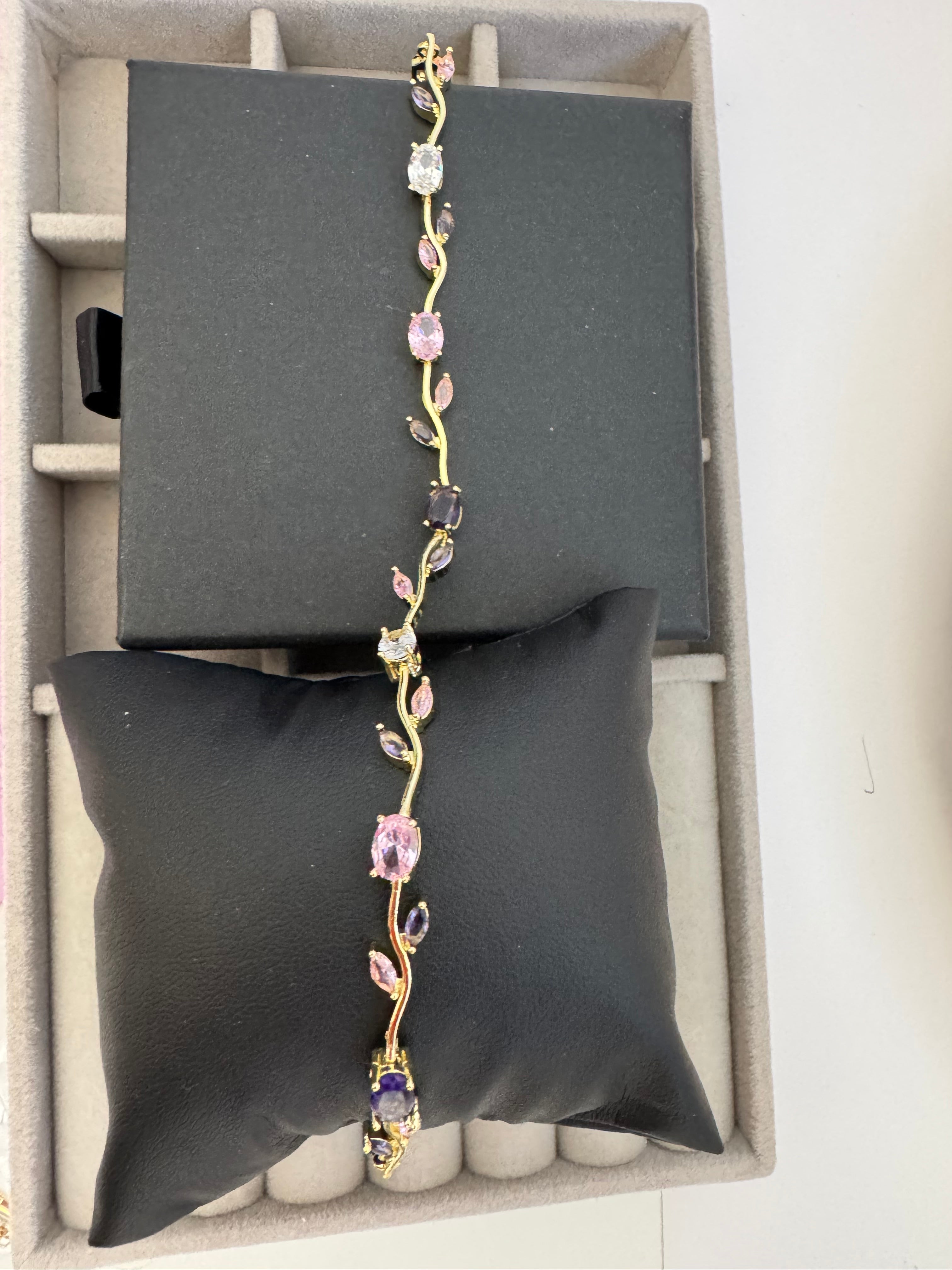 Trendy Tulip Bracelet (ALL COLORS)