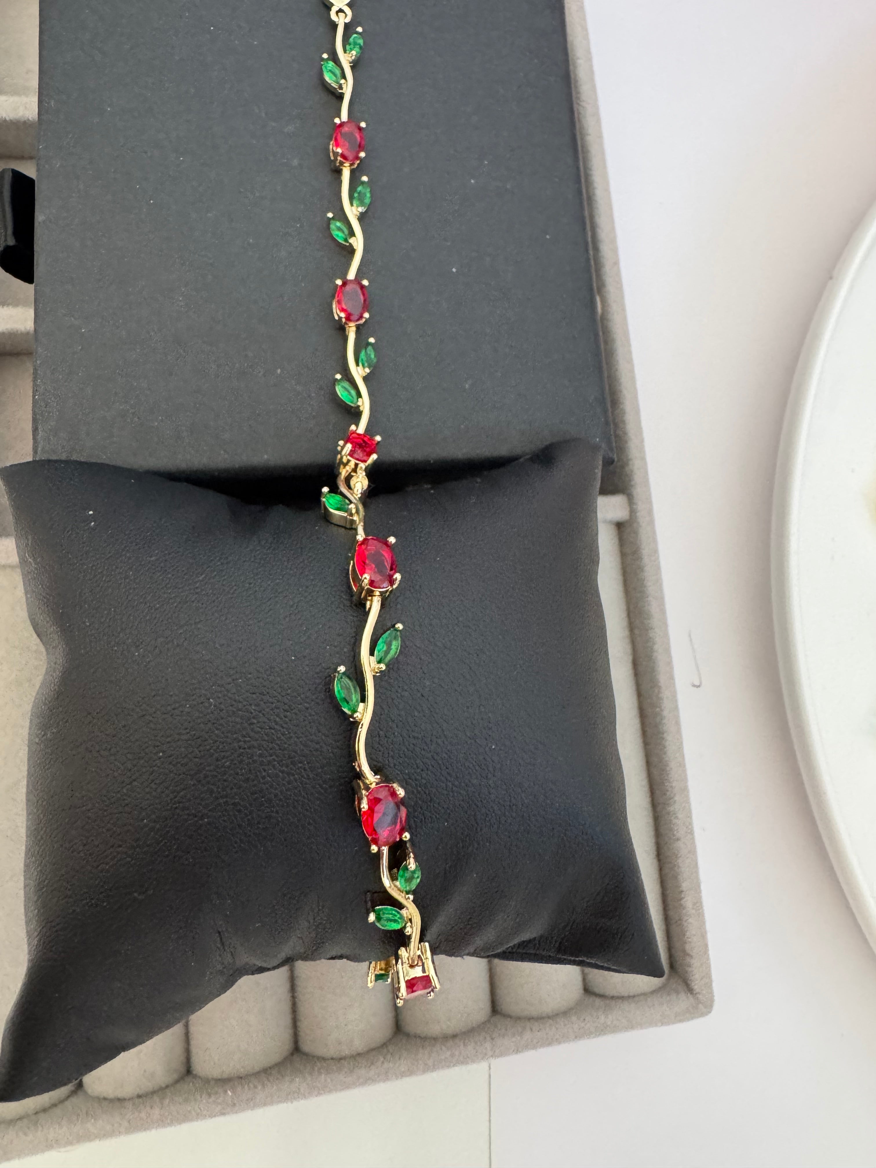 Trendy Tulip Bracelet (ALL COLORS)